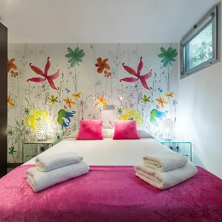 Garden Lofts Apartment *